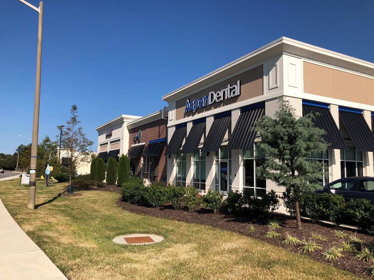 2180 General Booth Blvd, Virginia Beach 23454 Hickman Place