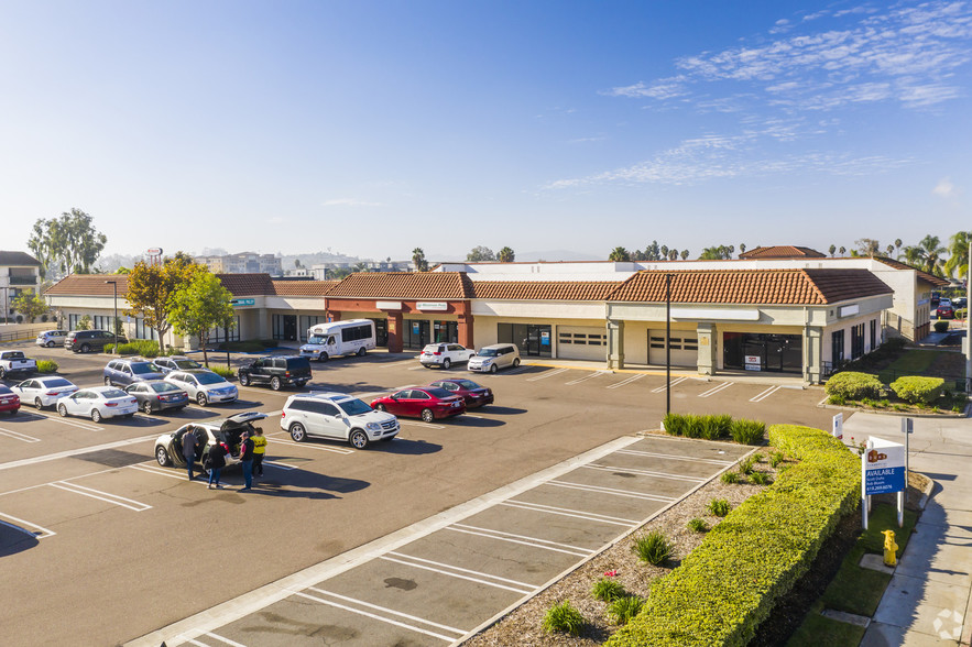 205 W Mission Ave, Escondido, CA for rent - Building Photo - Image 1 of 8