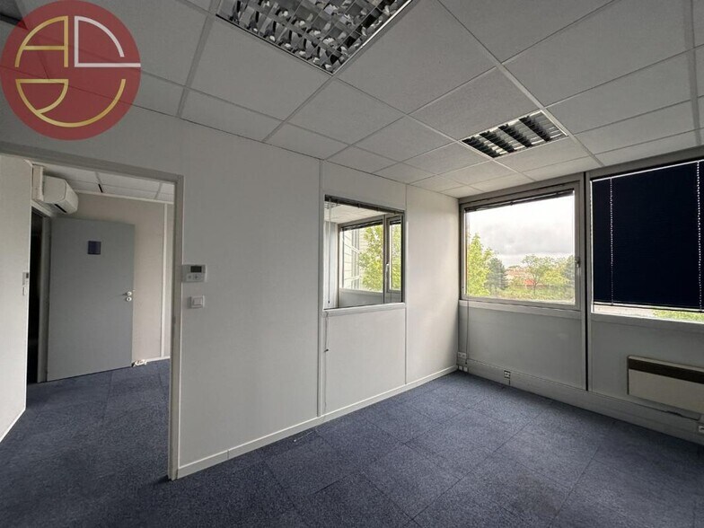 Office in Blagnac for sale - Interior Photo - Image 2 of 7