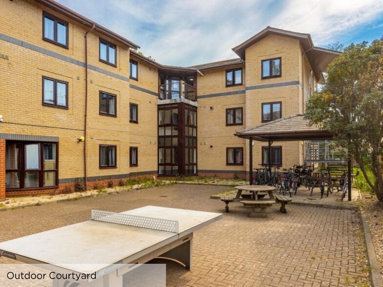 147a and 149a Histon Road, Cambridge for sale - Building Photo - Image 3 of 9