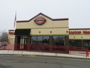 743 S State Route 17, Paramus, NJ for rent Building Photo- Image 1 of 8