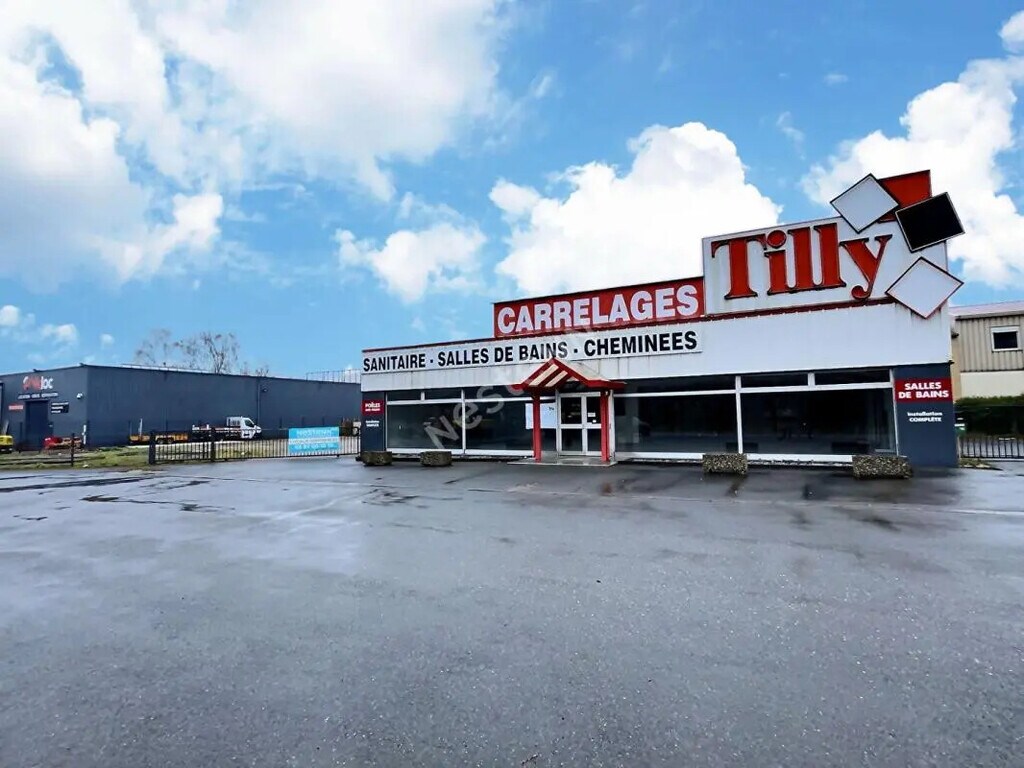 Vente Commerce 1 920 m² - Photo 1