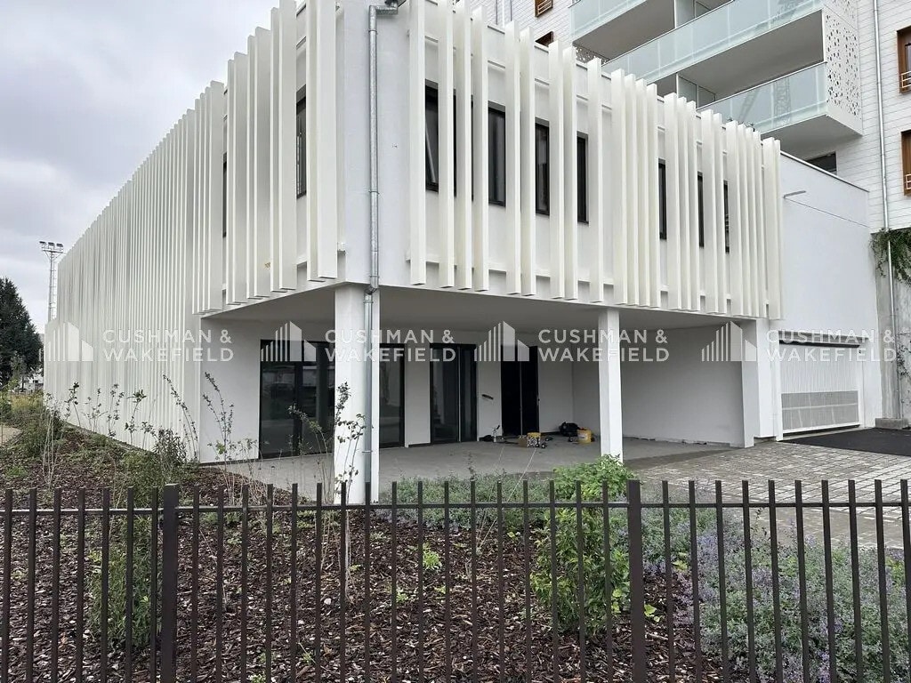 Vente Bureaux 50 m² à 346 m² - Photo 1