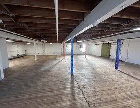 4812-4834 N Interstate Ave, Portland, OR for rent Building Photo- Image 2 of 2