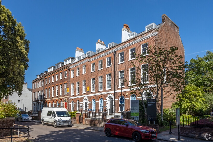 33-35 Southernhay East, Exeter to rent - Building Photo - Image 2 of 11