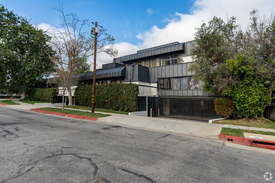 3711-3715 Lomita Blvd, Torrance, CA for sale - Primary Photo - Image 1 of 1