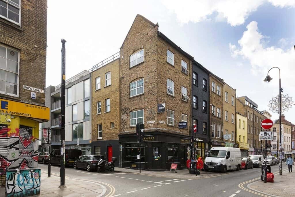 198 Brick Ln, London for sale Building Photo- Image 1 of 1