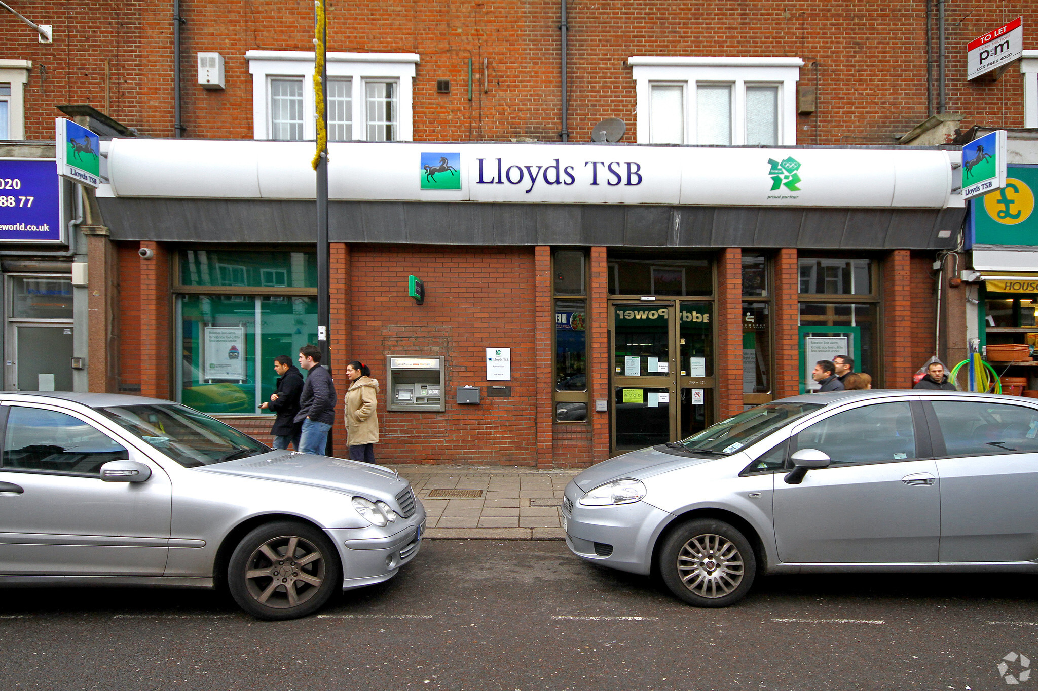 Green Lanes Nails - wide 1