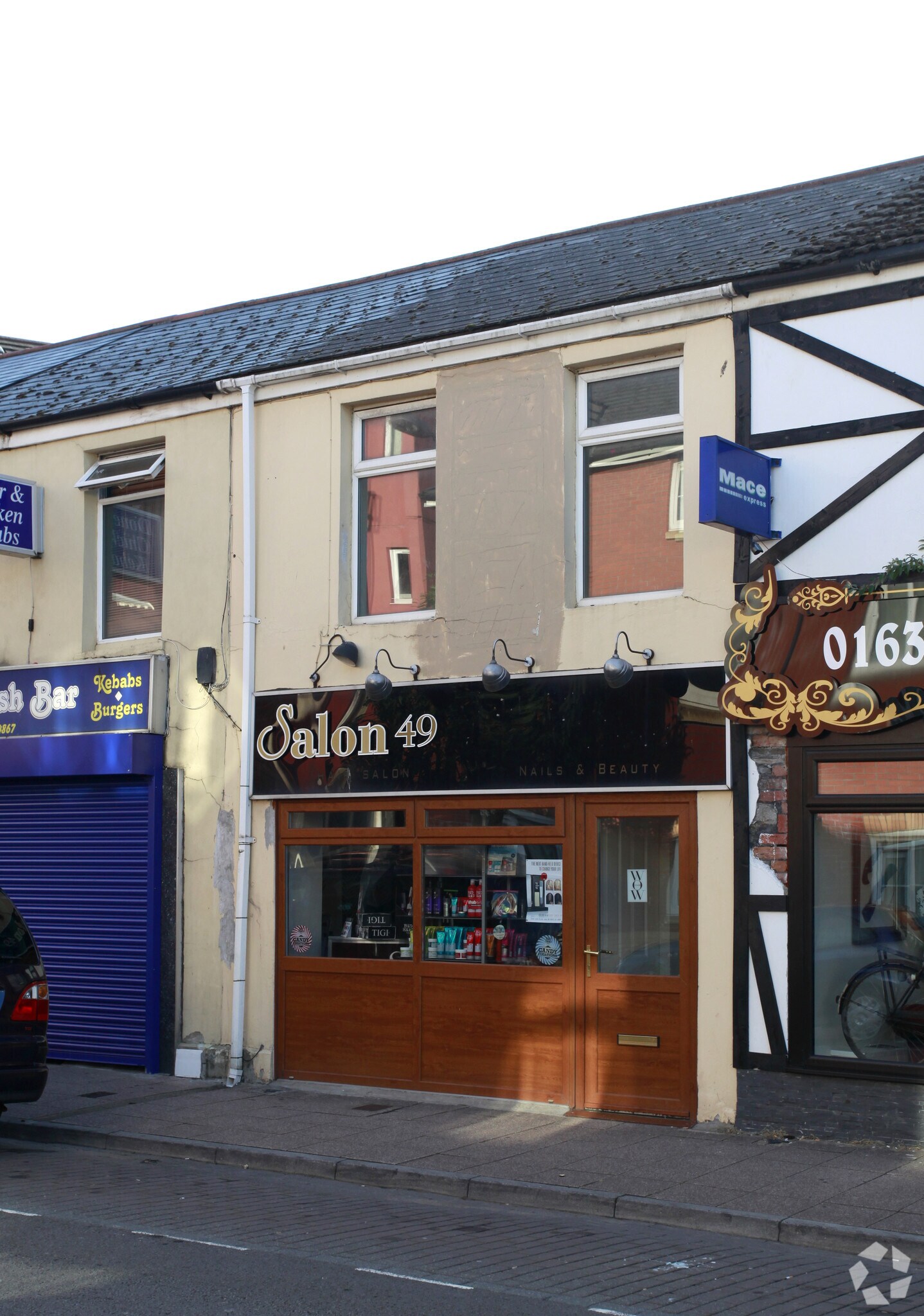 49 Windsor Rd, Neath for sale Primary Photo- Image 1 of 4