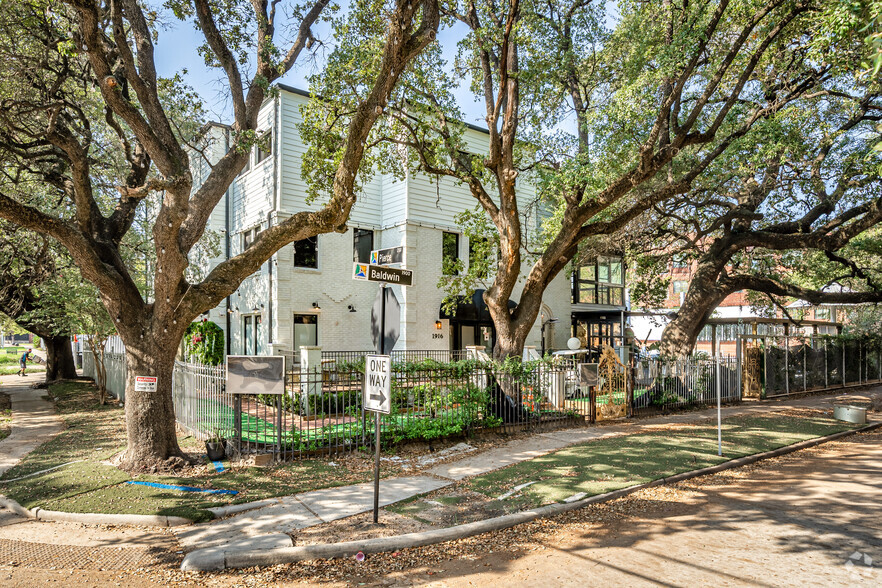 1916 Baldwin St, Houston, TX for rent - Primary Photo - Image 1 of 11