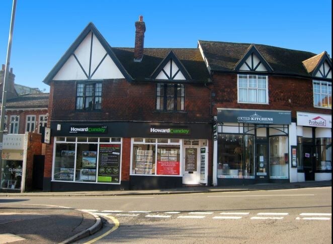 98-108 Station Rd E, Oxted for sale Primary Photo- Image 1 of 1