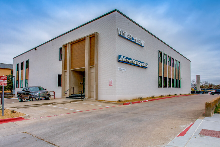 1130 Beachview St, Dallas, TX for rent - Building Photo - Image 1 of 5