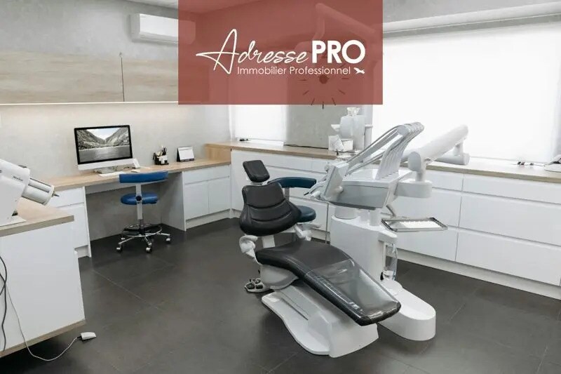 Retail in Landerneau for sale Interior Photo- Image 1 of 2