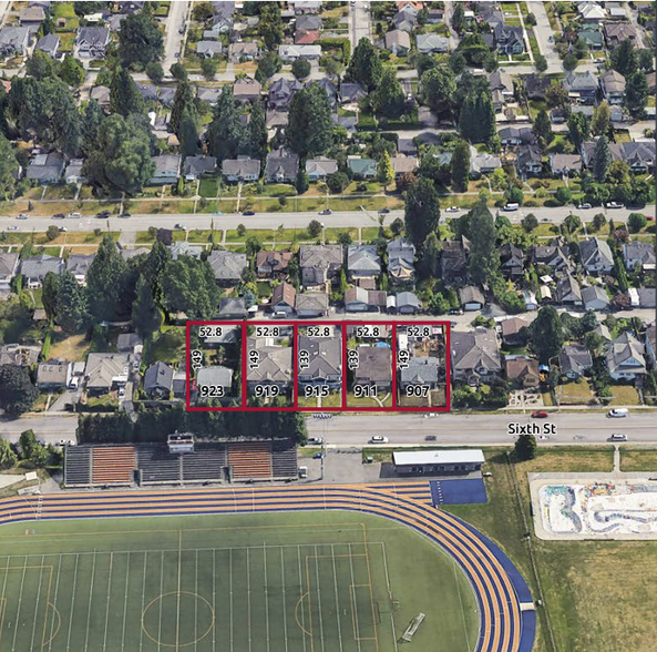 907-923 Sixth St, New Westminster, BC for sale - Aerial - Image 1 of 2