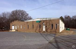 More details for 304-306 E Jenkins St, Dallas, NC - Industrial for Sale