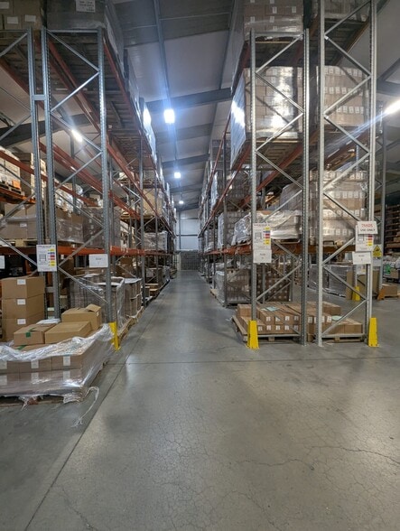 Selborne Rd, Alton to rent - Interior Photo - Image 2 of 11