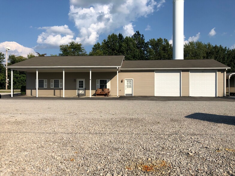 922 N Route 49, Casey, IL for sale - Primary Photo - Image 1 of 1