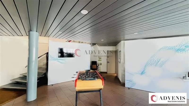 Office in Gradignan to rent - Lobby - Image 2 of 12