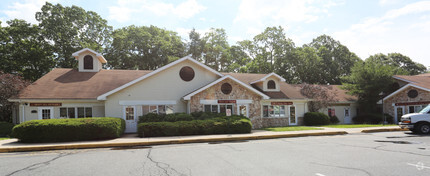 4462 Middle Country Rd, Calverton, NY for sale Primary Photo- Image 1 of 1