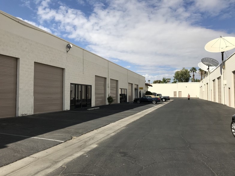 41625 Eclectic St, Palm Desert, CA to rent - Building Photo - Image 3 of 6