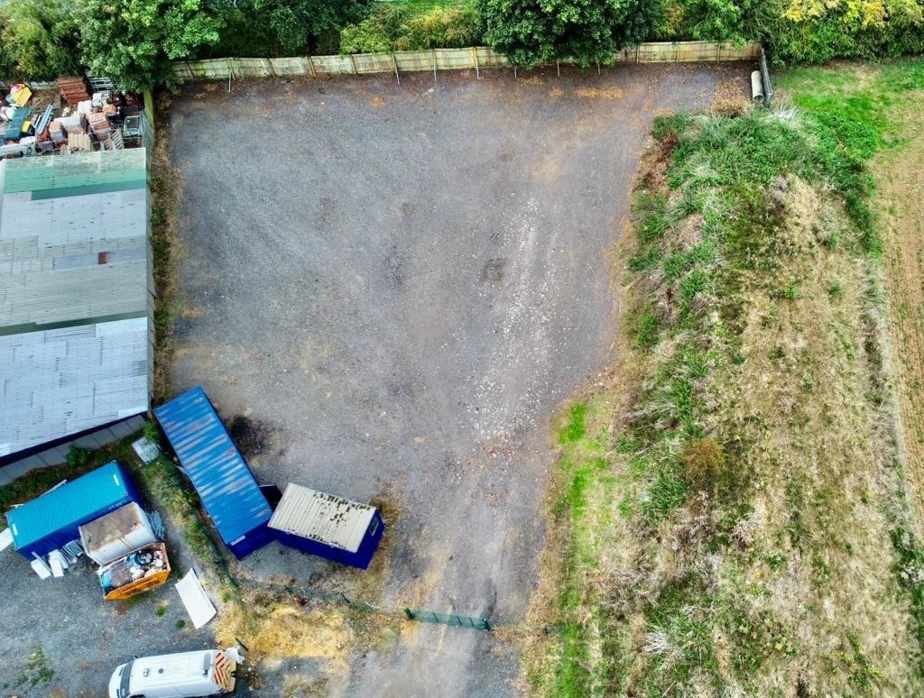 Buffers At, Buckingham to rent Primary Photo- Image 1 of 7