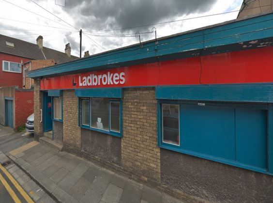 2B High Street W, Redcar for sale - Primary Photo - Image 1 of 1