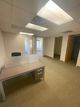 1718-1720 NW Peachtree St, Atlanta, GA for rent Interior Photo- Image 2 of 4