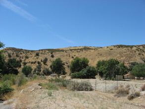 Sierra Hwy, Agua Dulce, CA for sale Primary Photo- Image 1 of 1