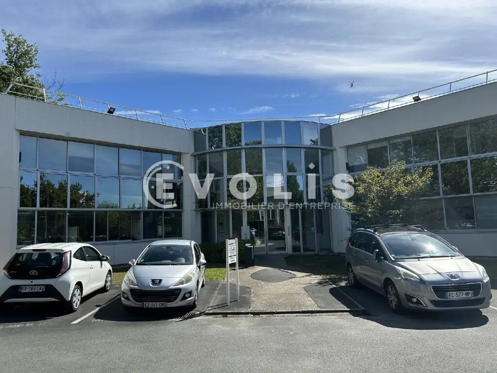 Location Bureaux 425 m² - Photo 1