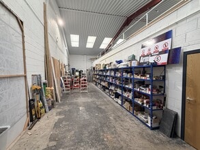 Haigh Ave, Stockport to rent Interior Photo- Image 2 of 7