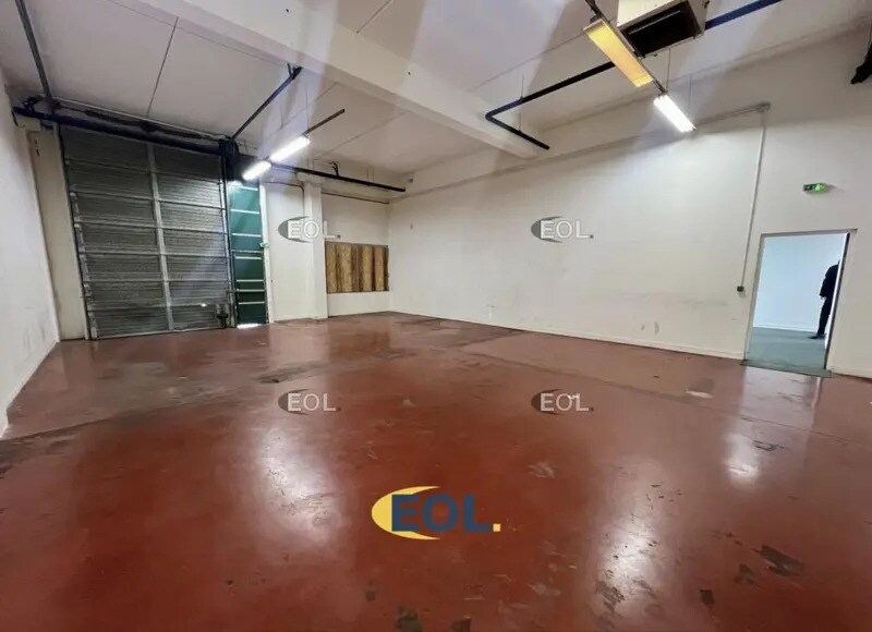 Office in Villepinte to rent - Interior Photo - Image 2 of 11