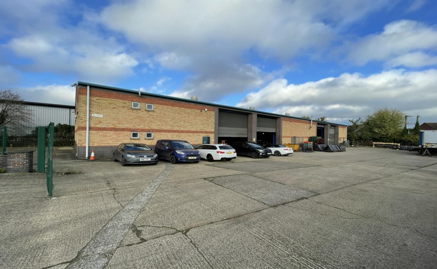 St. Richards Rd, Evesham to rent Building Photo- Image 1 of 2