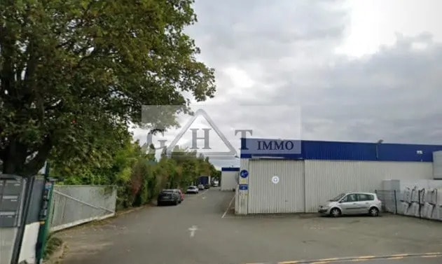 Light Industrial in Gonesse to rent Building Photo- Image 1 of 4