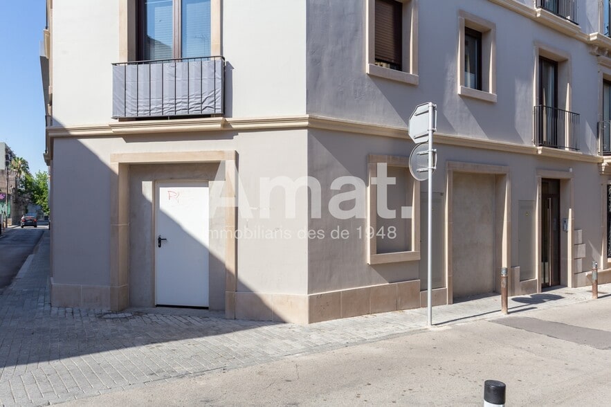 Retail in Rubí, Barcelona to rent - Interior Photo - Image 3 of 3