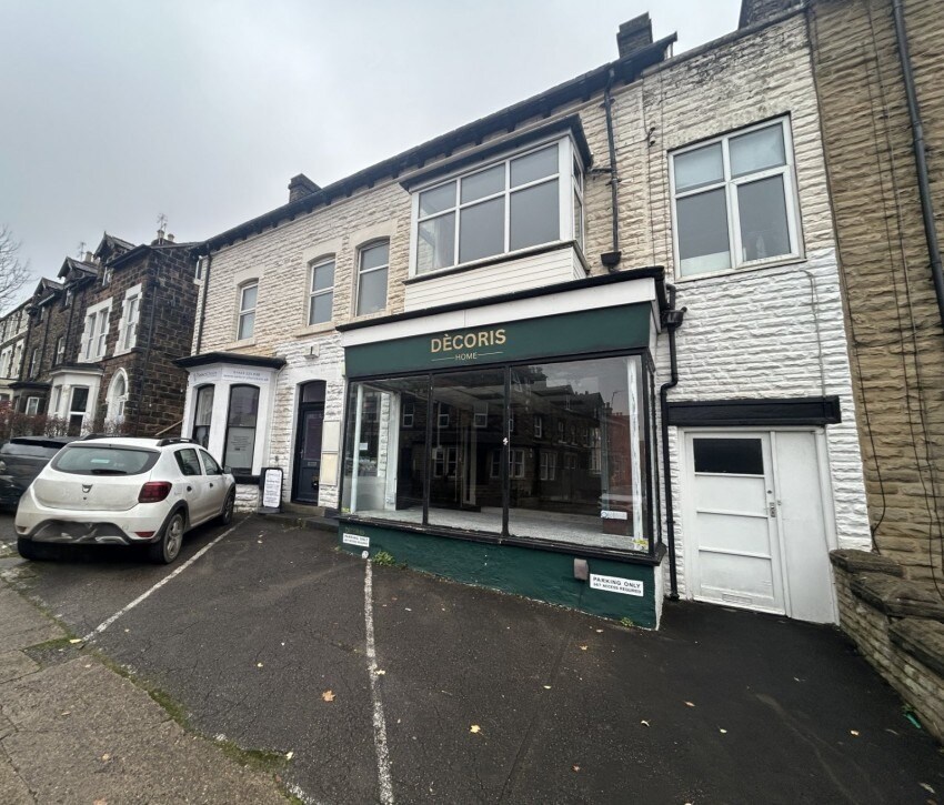 26 Mayfield Grv, Harrogate to rent Building Photo- Image 1 of 3