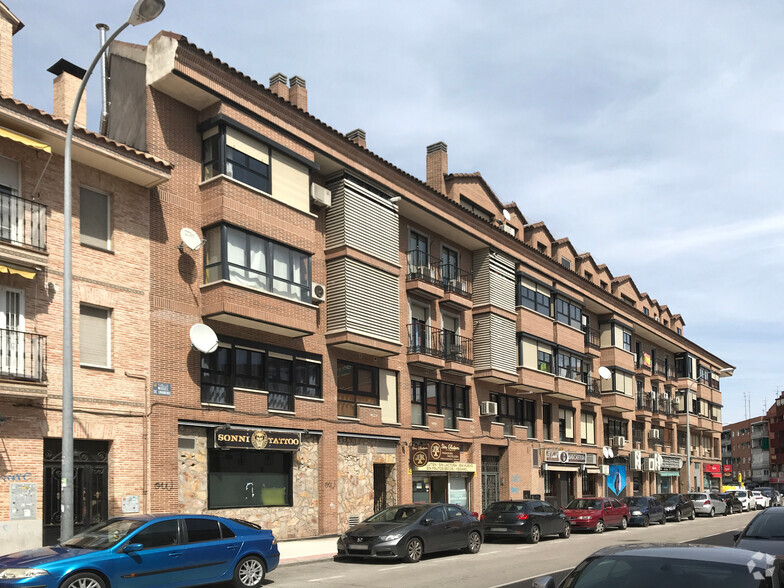 Calle Miguel de Unamuno, 3, Fuenlabrada, Madrid for rent - Primary Photo - Image 1 of 2