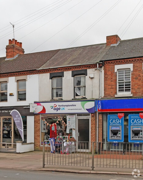 114 St Leonards Rd, Northampton for sale - Primary Photo - Image 1 of 1