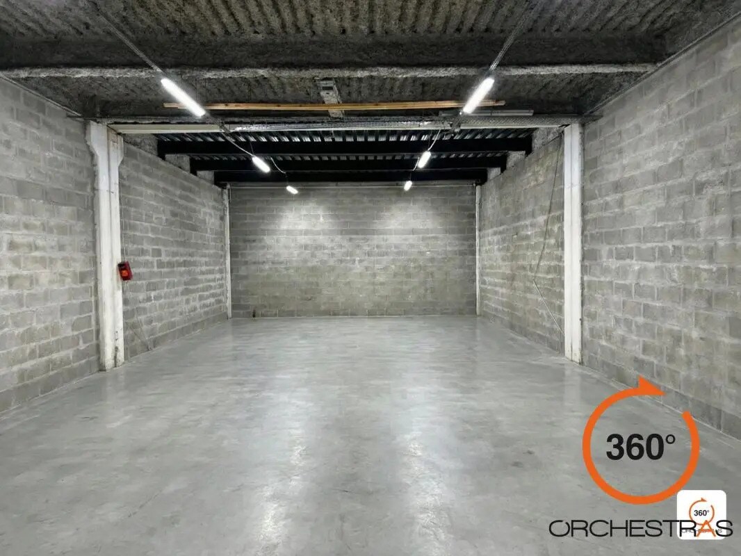 Light Industrial in Villiers-sur-Marne to rent Building Photo- Image 1 of 15