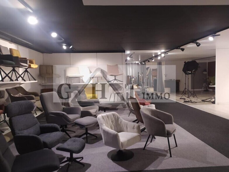 Office in Croissy-Beaubourg to rent - Interior Photo - Image 2 of 6