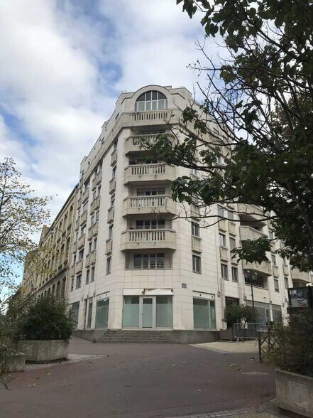 Retail in Saint-Mandé for sale - Building Photo - Image 3 of 5