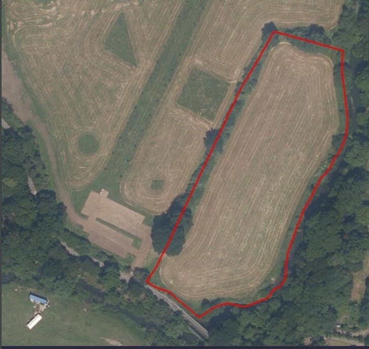 Mill Lane, Wokingham for sale Primary Photo- Image 1 of 1