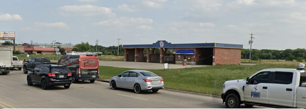 Express Car Wash portfolio of 2 properties for sale on LoopNet.co.uk - Building Photo - Image 2 of 4