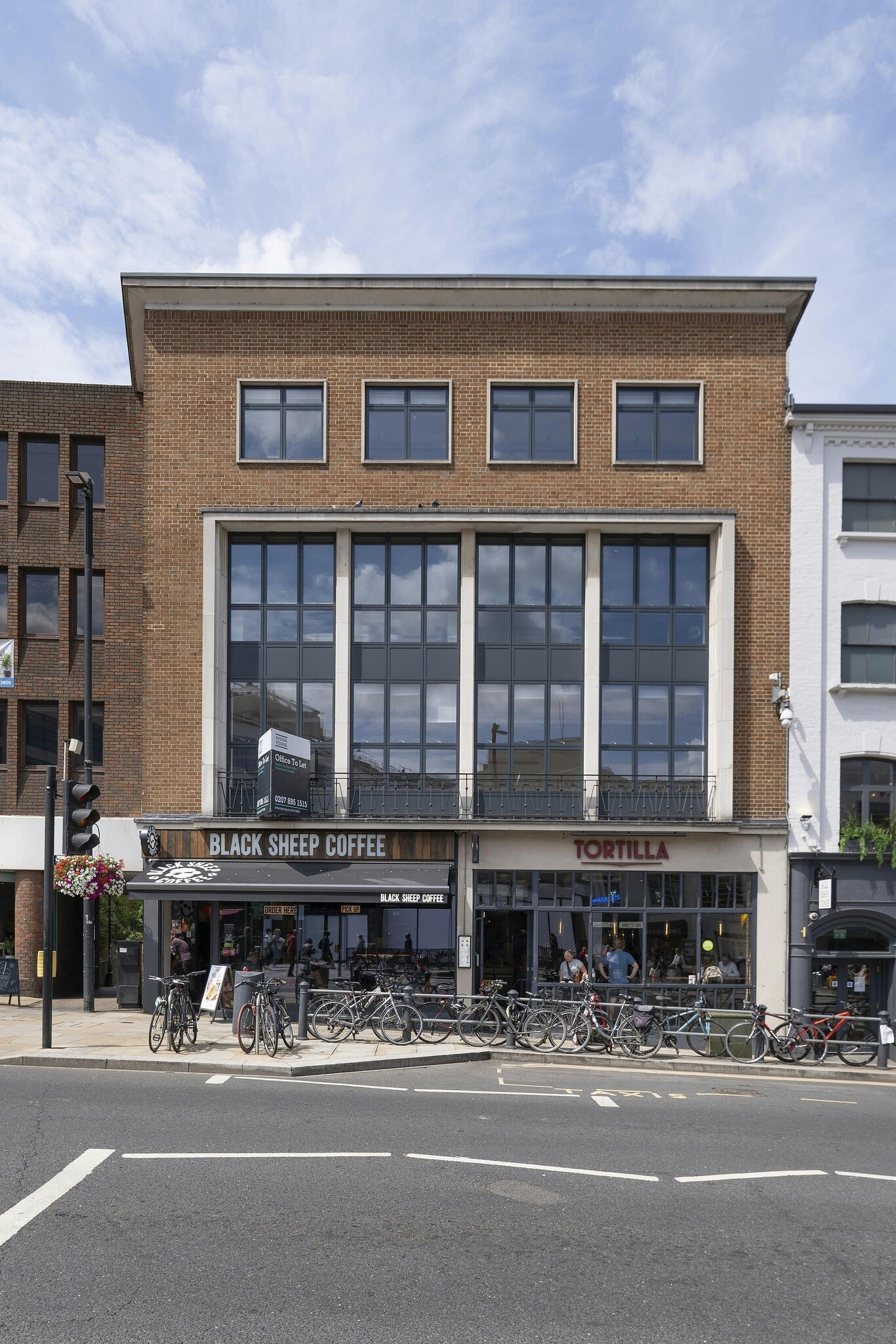 Kew Rd, Richmond to rent Building Photo- Image 1 of 10