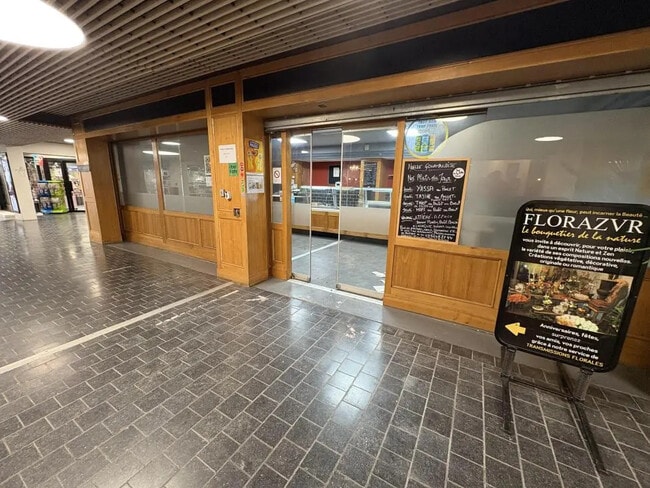 Location Commerce 79 m²