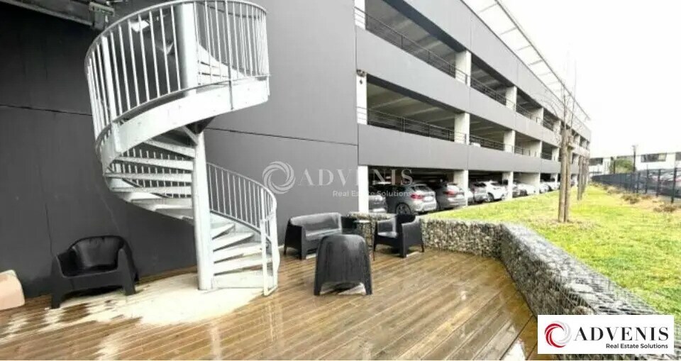 Office in Mérignac to rent - Building Photo - Image 3 of 3