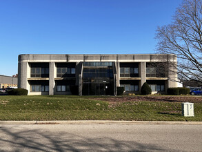 1098 Brown St, Wauconda, IL for sale Building Photo- Image 1 of 1