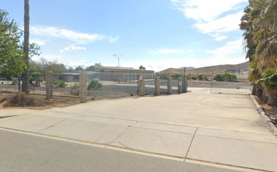 12438 Michigan St, Grand Terrace, CA for sale - Primary Photo - Image 1 of 1