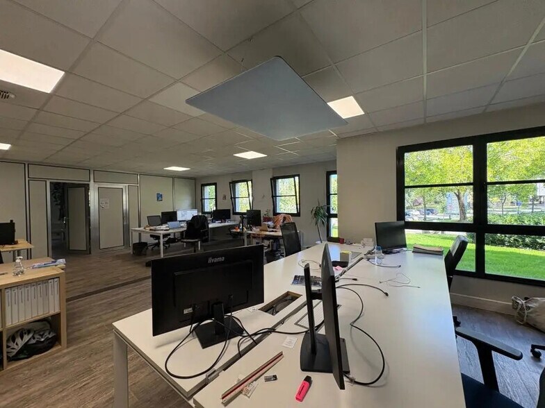 Office in Saint-Herblain to rent - Interior Photo - Image 3 of 8