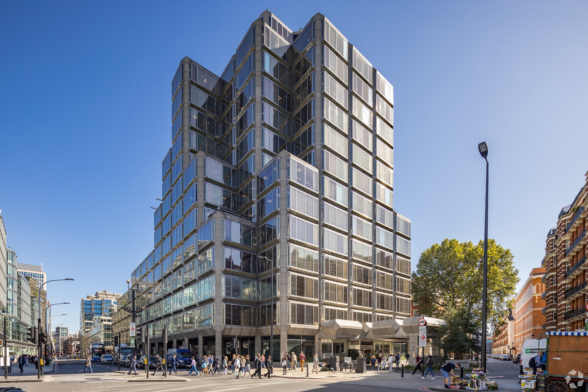 171 Victoria St, London to rent Building Photo- Image 1 of 2