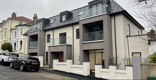 More details for 24-25 York Villas, Brighton - Office to Rent